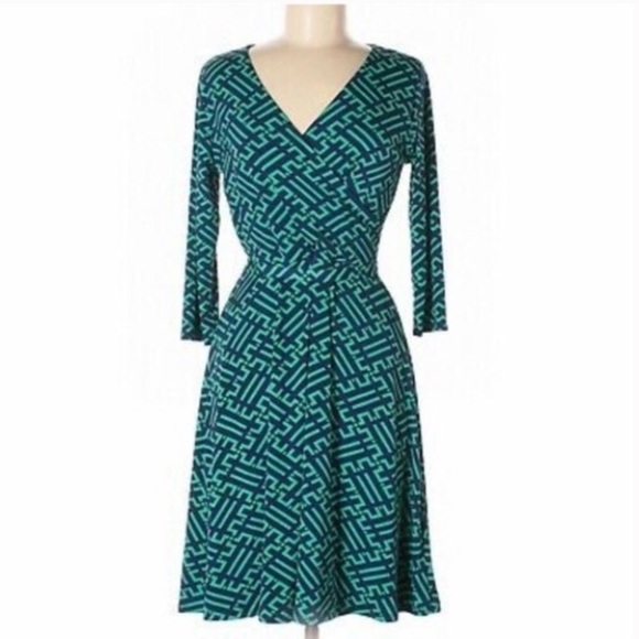 41 Hawthorn Renesme Geometric Print Dress - Picture 2 of 5